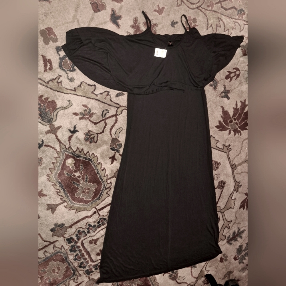 Medium Black Maxi Dress